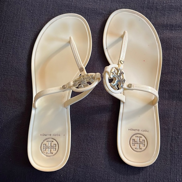 Tory Burch Shoes - Tory Burch jelly slides